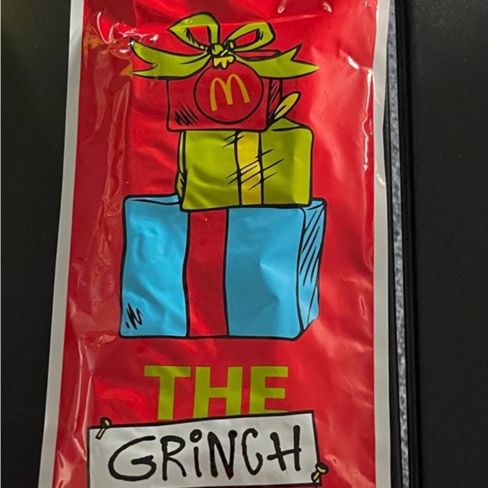 (1) 2025 McDonald's Grinch Meal UNOPENED Sock Pack - Festive Red, Green, Blue